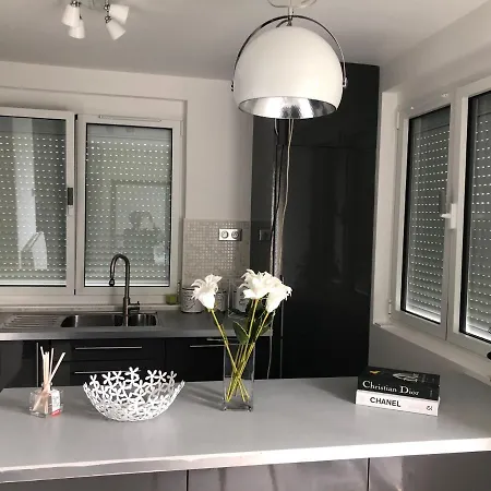 Independent House With Garden - Airport Cdg And Exposition Center Of Villepinte Holiday home *