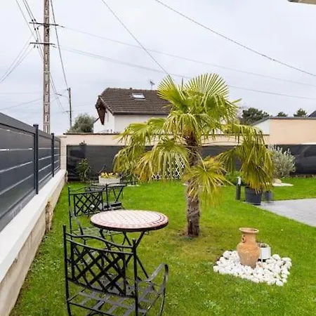 Independent House With Garden - Airport Cdg And Exposition Center Of Villepinte * Sevran